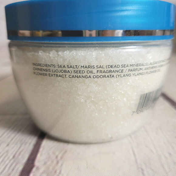 Seacret Salt Scrub Ocean Mist 12.3oz Minerals from the Dead Sea NEW - Picture 2 of 3